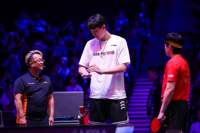 云开体育官网-杨瀚森压力来了！17号秀爆砍11+8+2+6封盖，他本是森林狼的B计划