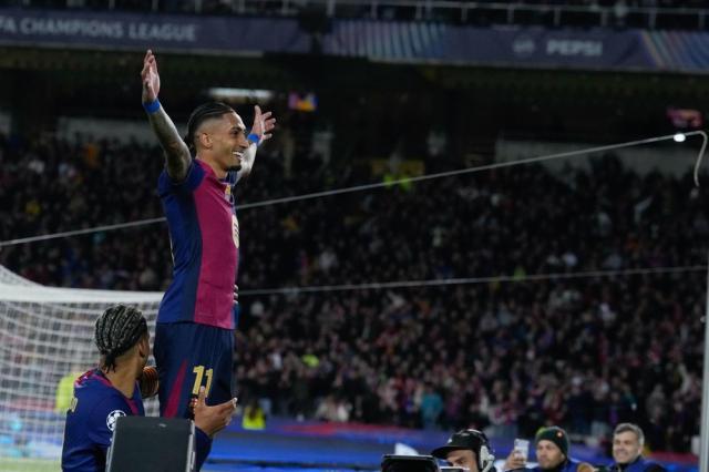 云开体育官网-领跑欧冠射手榜 拉菲尼亚成金球奖最热门候选人？