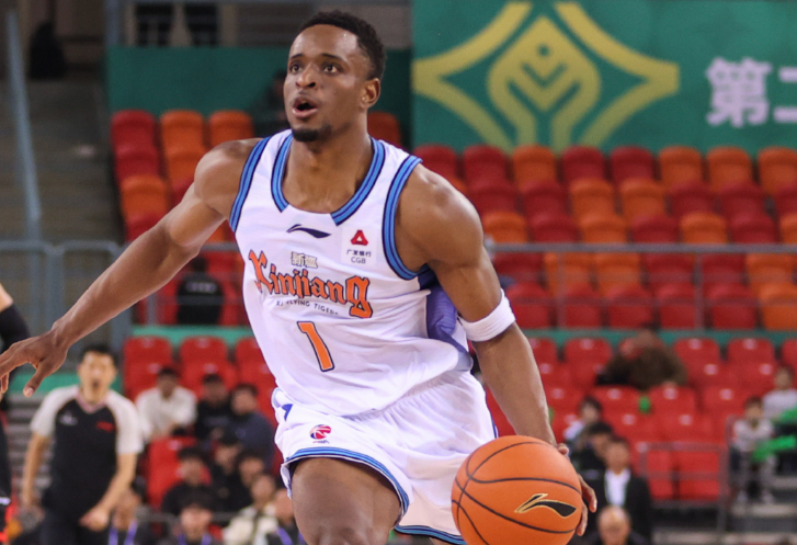 关键4罚不中！新疆爆冷1分惜败同曦 阿不都21+5赵柏清准绝杀