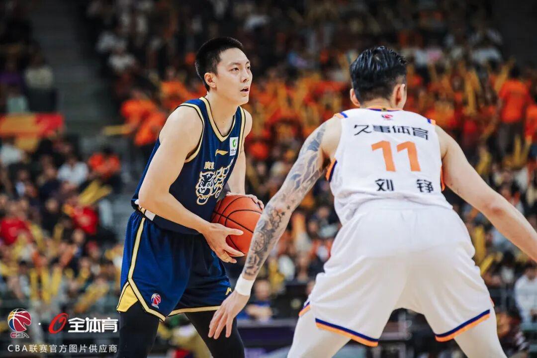 云开体育官网入口-下半场反扑未果,广东主场不敌上海