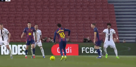 云开体育-远射世界波!亚马尔滑跪庆祝,创西甲单季纪录,5场连造6球